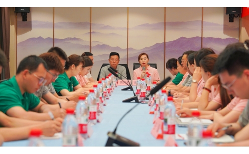 錨定目標再出發(fā)——公司召開2025年中復盤總結會議